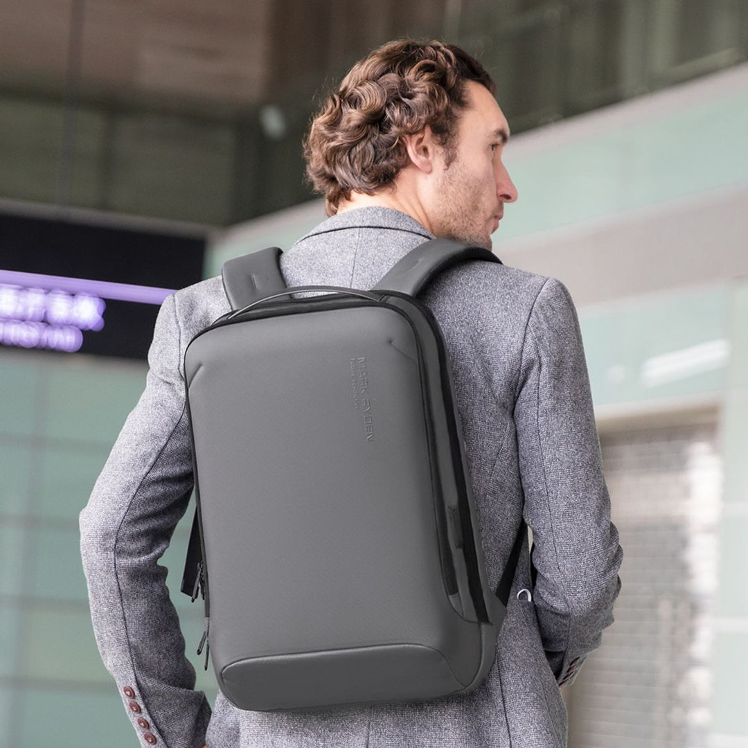 Mochila Mark Ryden Modelo Metropolitan MR9008