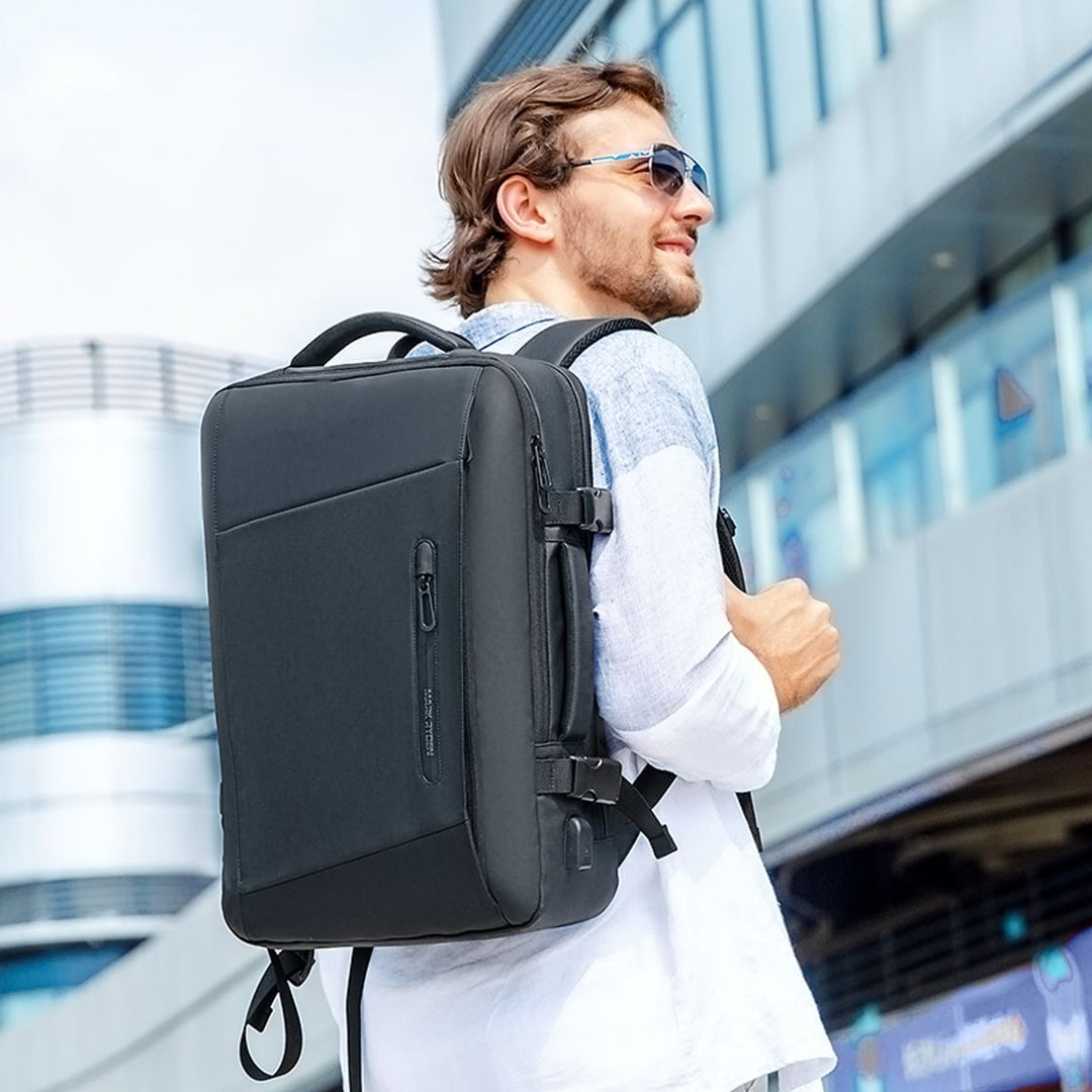 Mochila Mark Ryden Modelo Line MR9299