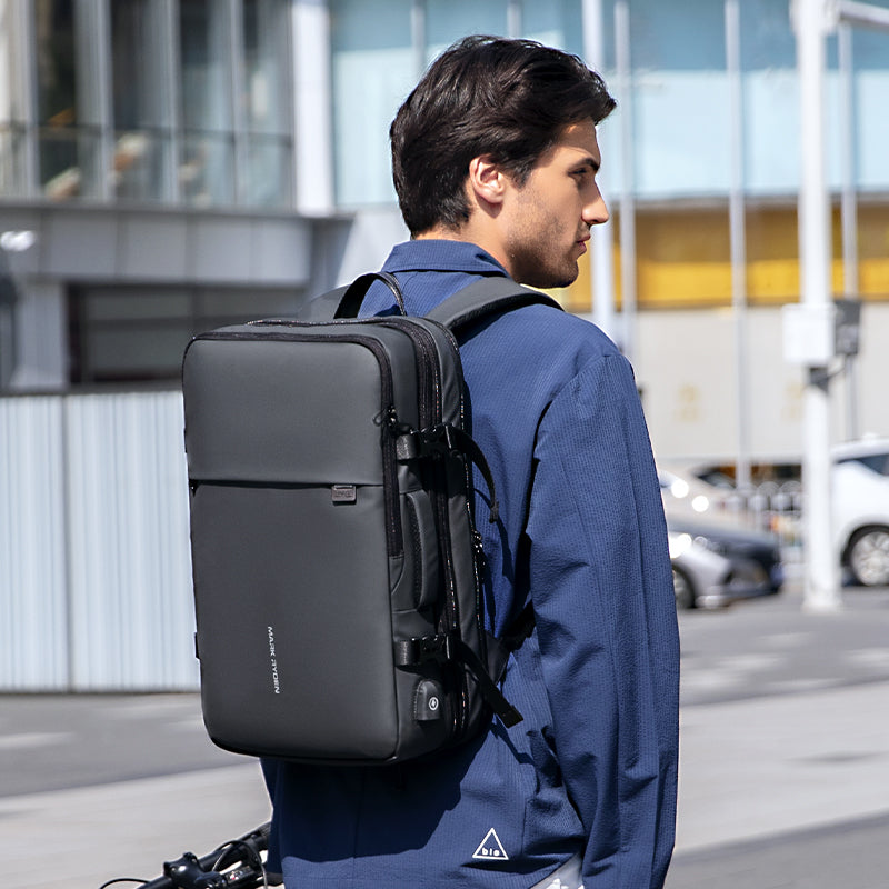 Mochila Mark Ryden Modelo Travel Expandible MR8057