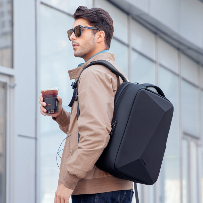 Mochila Antirrobo Mark Ryden Modelo MR9405