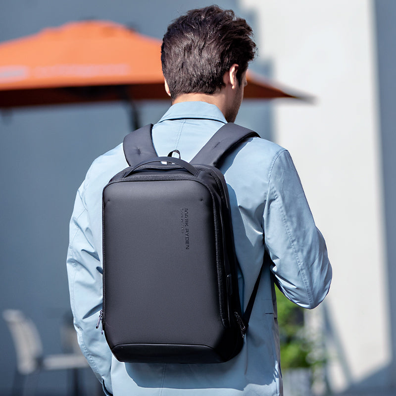 Mochila Mark Ryden Modelo Metropolitan XL MR9008SJ